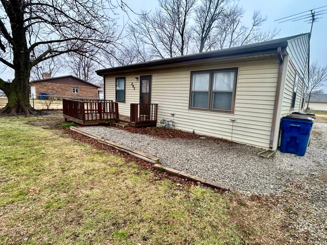 property at 205 S Commercial Ave