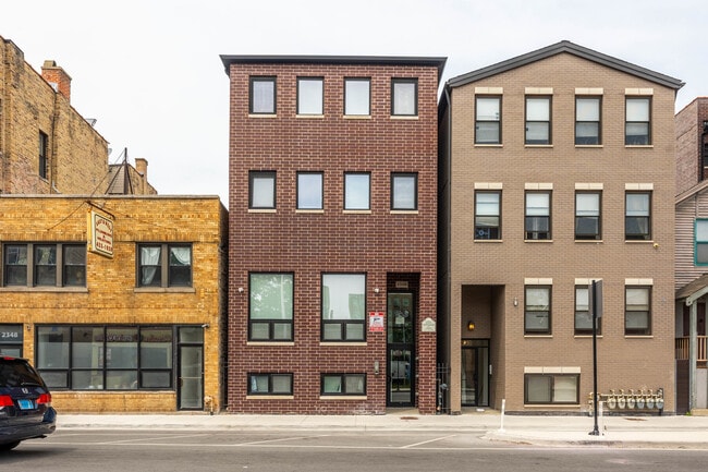 property at 2346 W Grand Ave