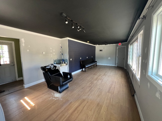 865 Broadway in South Portland, ME - Building Photo - Building Photo
