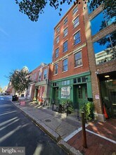 105 S 2nd St, Unit B in Philadelphia, PA - Building Photo - Building Photo