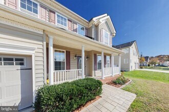 9402 Pep Rally Ln in Waldorf, MD - Building Photo - Building Photo