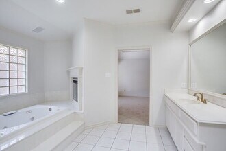 4801 French Quarter Ct in Lubbock, TX - Building Photo - Building Photo