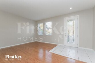 7003 Early Gold Ln in Riverview, FL - Building Photo - Building Photo