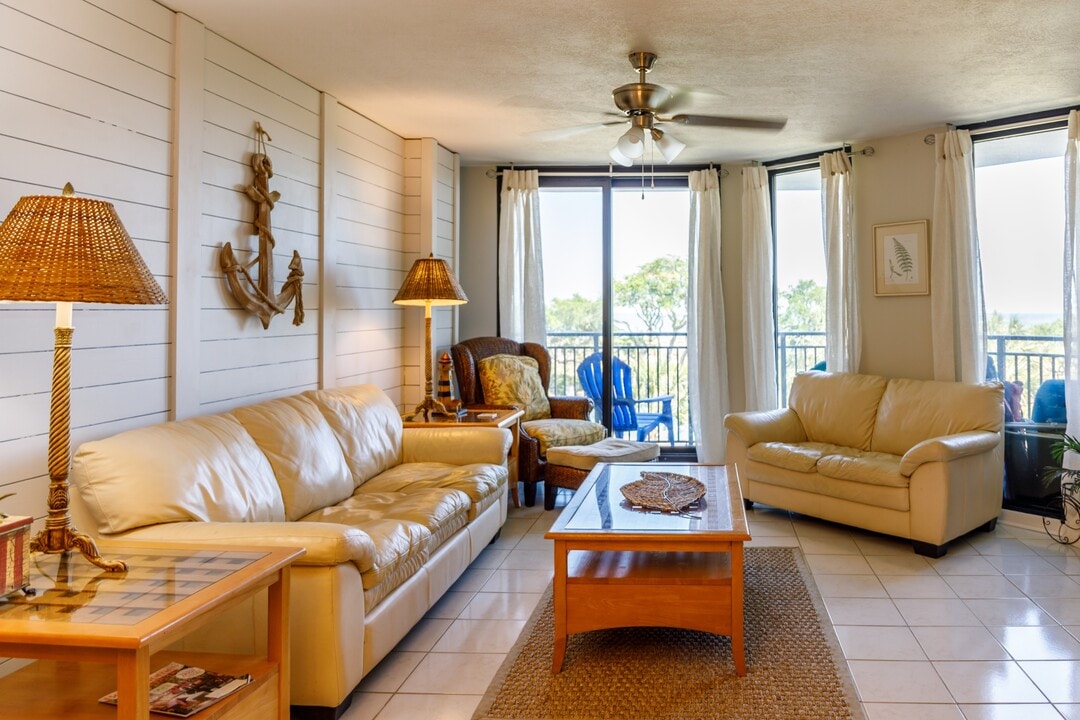 7600 Palmetto Dr in Isle Of Palms, SC - Building Photo
