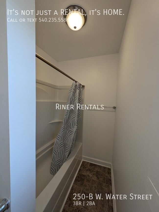 45 Burgess Rd in Harrisonburg, VA - Building Photo - Building Photo