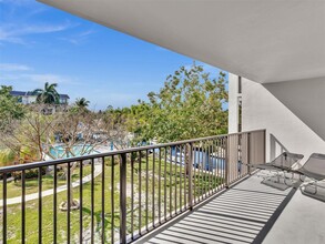 1101 River Reach Dr, Unit 302 in Fort Lauderdale, FL - Foto de edificio - Building Photo