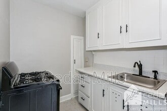 405 N Hillside St in Wichita, KS - Building Photo - Building Photo