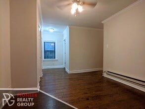 839 W Cornelia Ave, Unit #837 - 3S in Chicago, IL - Building Photo - Building Photo