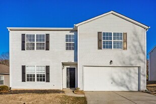 6545 Ziegler Ln in Charlotte, NC - Building Photo