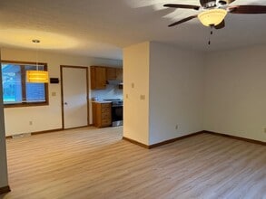 2812 Eastwood Dr in Wooster, OH - Building Photo - Building Photo