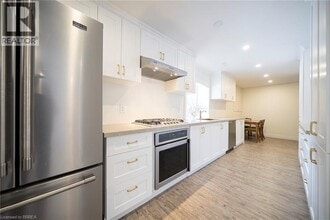 20 Casson Ln in Brantford, ON - Building Photo - Building Photo