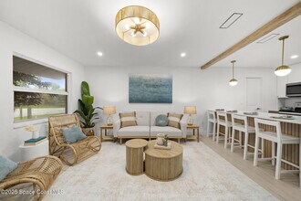 325 Eva St NE in Palm Bay, FL - Building Photo - Building Photo