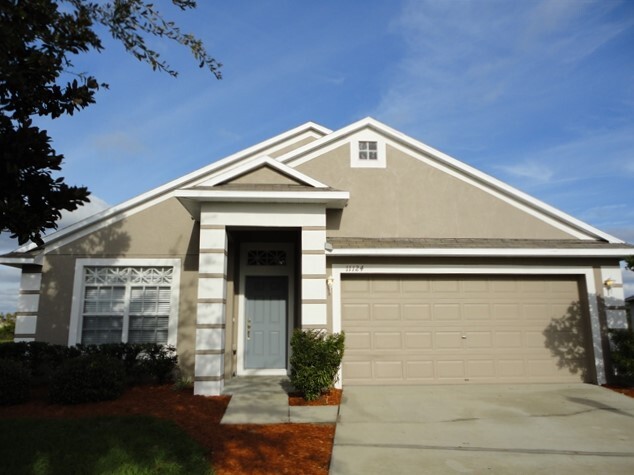 11124 Rodeo Ln in Riverview, FL - Building Photo