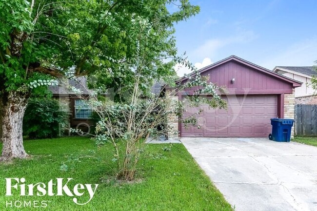 property at 13275 Lake Breeze Ln