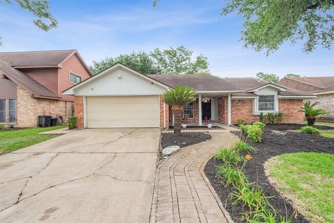 239 Blackwater Ln