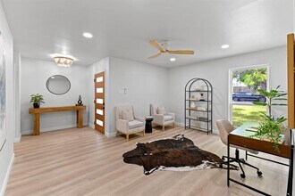 7302 Hartnell Dr in Austin, TX - Building Photo - Building Photo