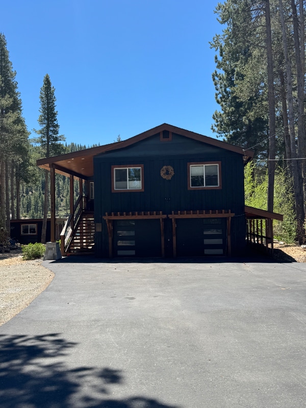 property at 11869 Deerfield Dr
