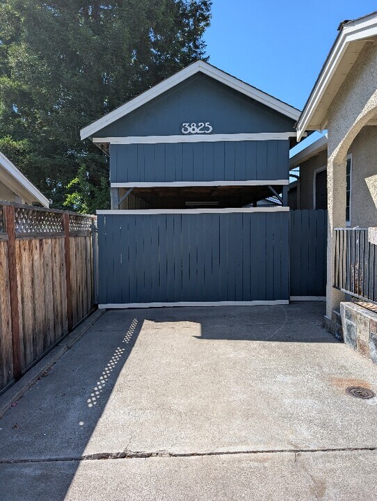 3825 Union St in Fremont, CA - Building Photo