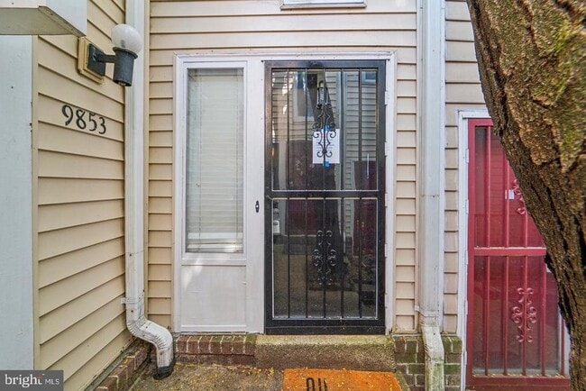 9853 Lake Shore Dr in Gaithersburg, MD - Building Photo - Building Photo