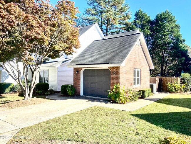 400 Georgetown Ct in Winterville, NC - Building Photo - Building Photo