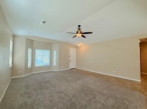 4032 Wood Creek Ct in Merced, CA - Building Photo - Building Photo