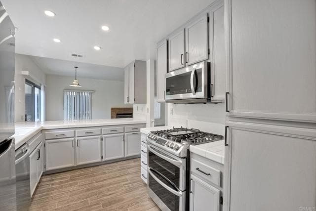 2091 Sequoia Crest