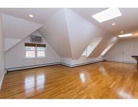 103 Sewall Ave-Unit -6 in Brookline, MA - Building Photo - Building Photo