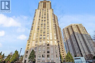 25-425 Kingsbridge Garden Cir in Mississauga, ON - Building Photo - Building Photo