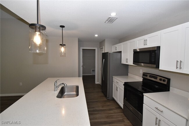 property at 152 Red Cedar Park