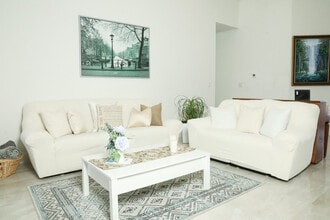 14758 SW 39th Terrace in Miami, FL - Foto de edificio - Building Photo