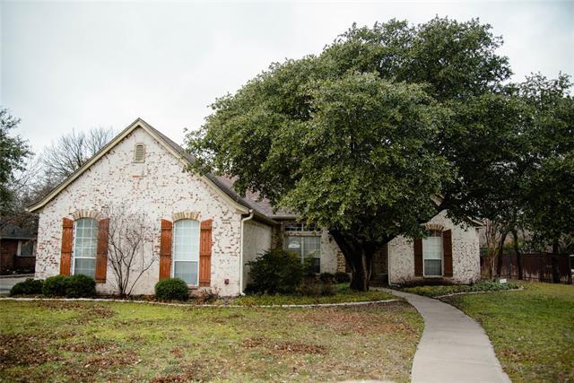 207 Mockingbird Ln in Aledo, TX - Building Photo
