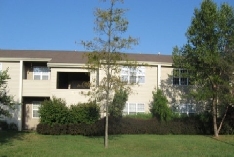 Heartwood Court Apartments in Owensboro, KY - Building Photo - Building Photo