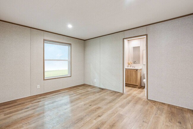 105 Sundale Trailer Ct in Washington, IN - Building Photo - Building Photo