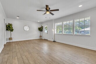 405 Navarre St in Gulf Breeze, FL - Building Photo - Building Photo