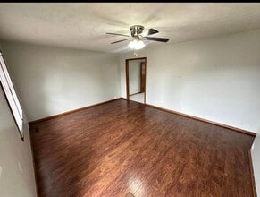 213 E Halsey St in Republic, MO - Building Photo - Building Photo