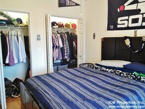 2510 N Southport Ave, Unit 2510 in Chicago, IL - Foto de edificio - Building Photo