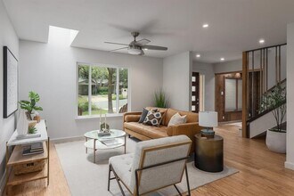 3006 Burning Oak Dr in Austin, TX - Building Photo - Building Photo