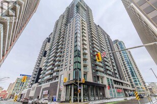 180 George St in Ottawa, ON - Building Photo