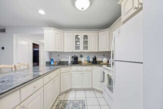 3150 N Atlantic Ave in Cocoa Beach, FL - Building Photo - Building Photo