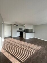 Chateau Emelita Apartments in Valley Village, CA - Building Photo - Building Photo