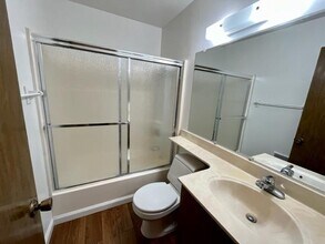 129 Piccadilly Pl in San Bruno, CA - Building Photo - Building Photo