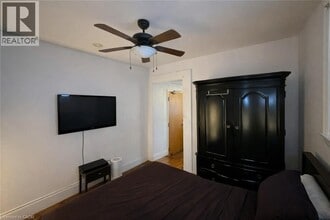 237 James St N in Hamilton, ON - Building Photo - Building Photo