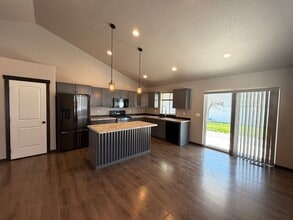 6024 W Irish Cir in Rathdrum, ID - Building Photo - Building Photo