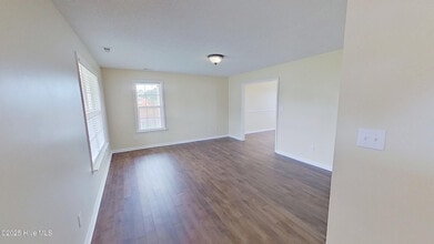 108 Chastain Dr in Jacksonville, NC - Building Photo - Building Photo