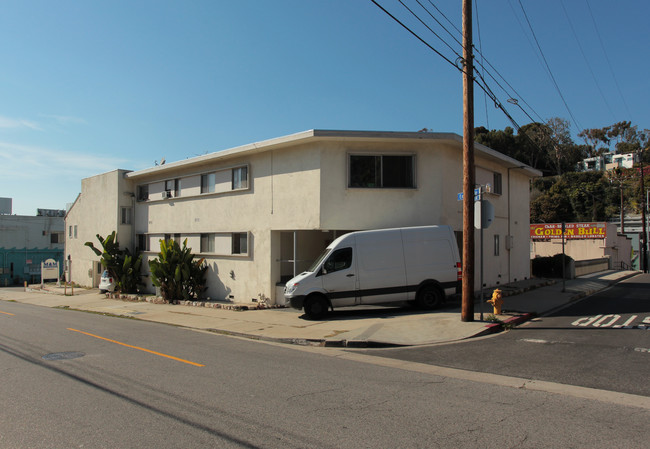 155 Entrada Dr in Santa Monica, CA - Foto de edificio - Building Photo