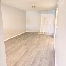 2910 SE 13th Ave in Homestead, FL - Building Photo - Building Photo