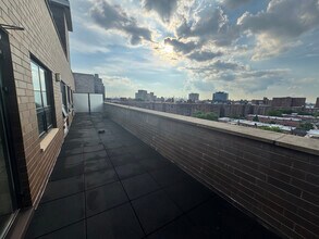 9639-96-66 66th Ave in Rego Park, NY - Building Photo - Building Photo