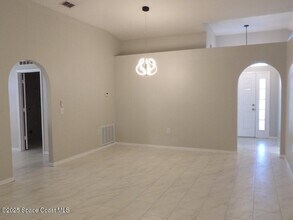 1605 Sawgrass Dr SW in Palm Bay, FL - Building Photo - Building Photo