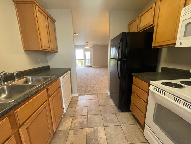 240 Toni Ln in Branson, MO - Building Photo - Building Photo