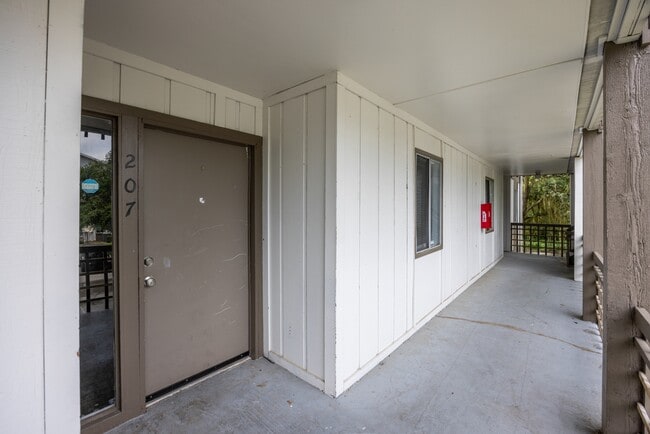 6519 W Newberry Rd in Gainesville, FL - Building Photo - Building Photo